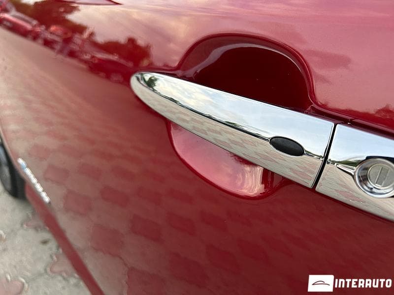 Nissan Leaf 2018 — Миниатюра 5