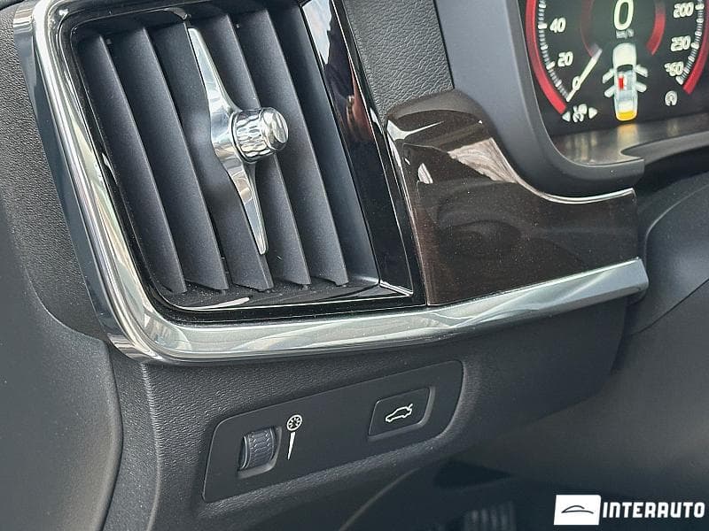 2016 Volvo S 90 — Miniatură 23