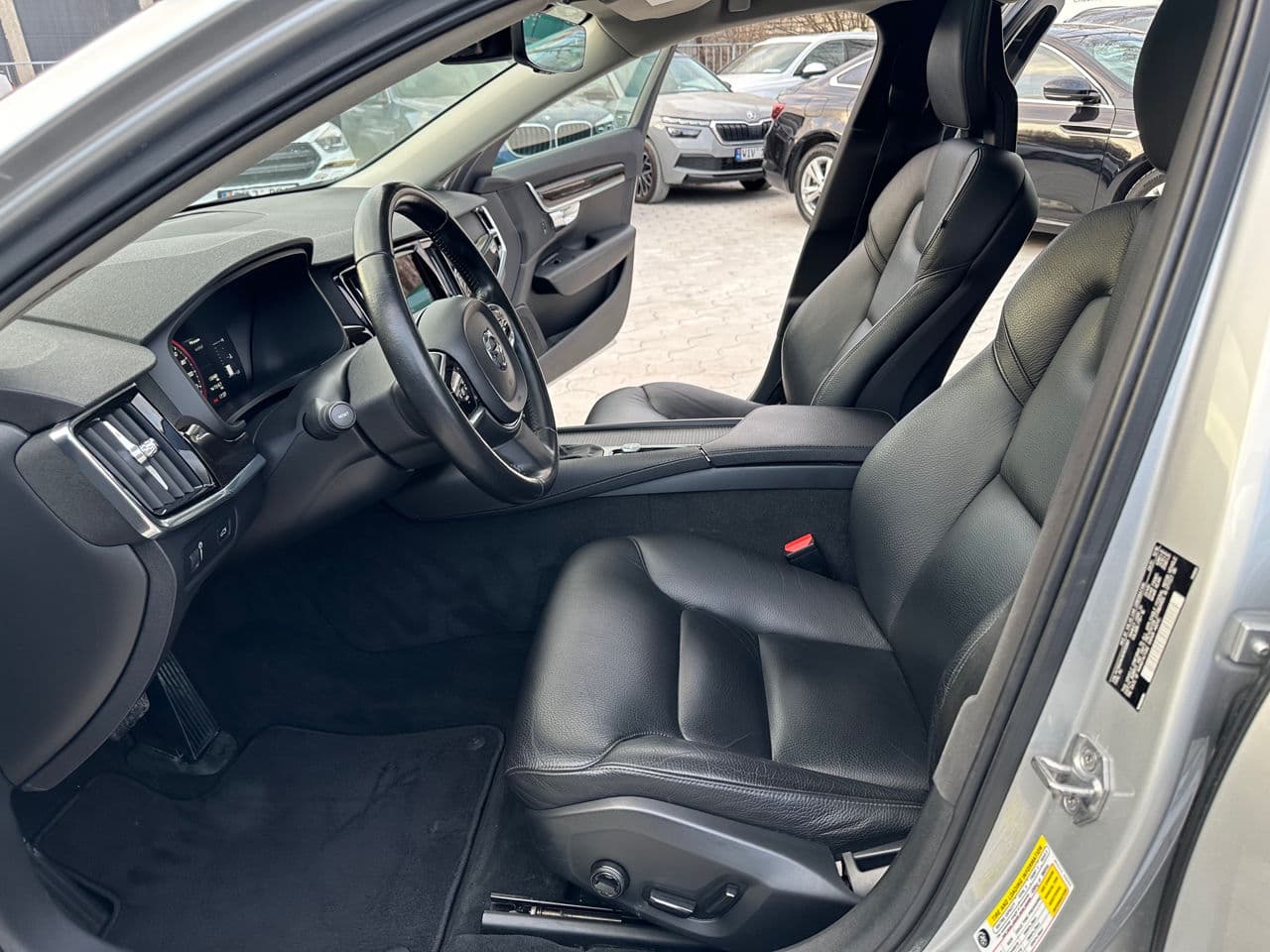 2016 Volvo S 90 — Miniatură 5