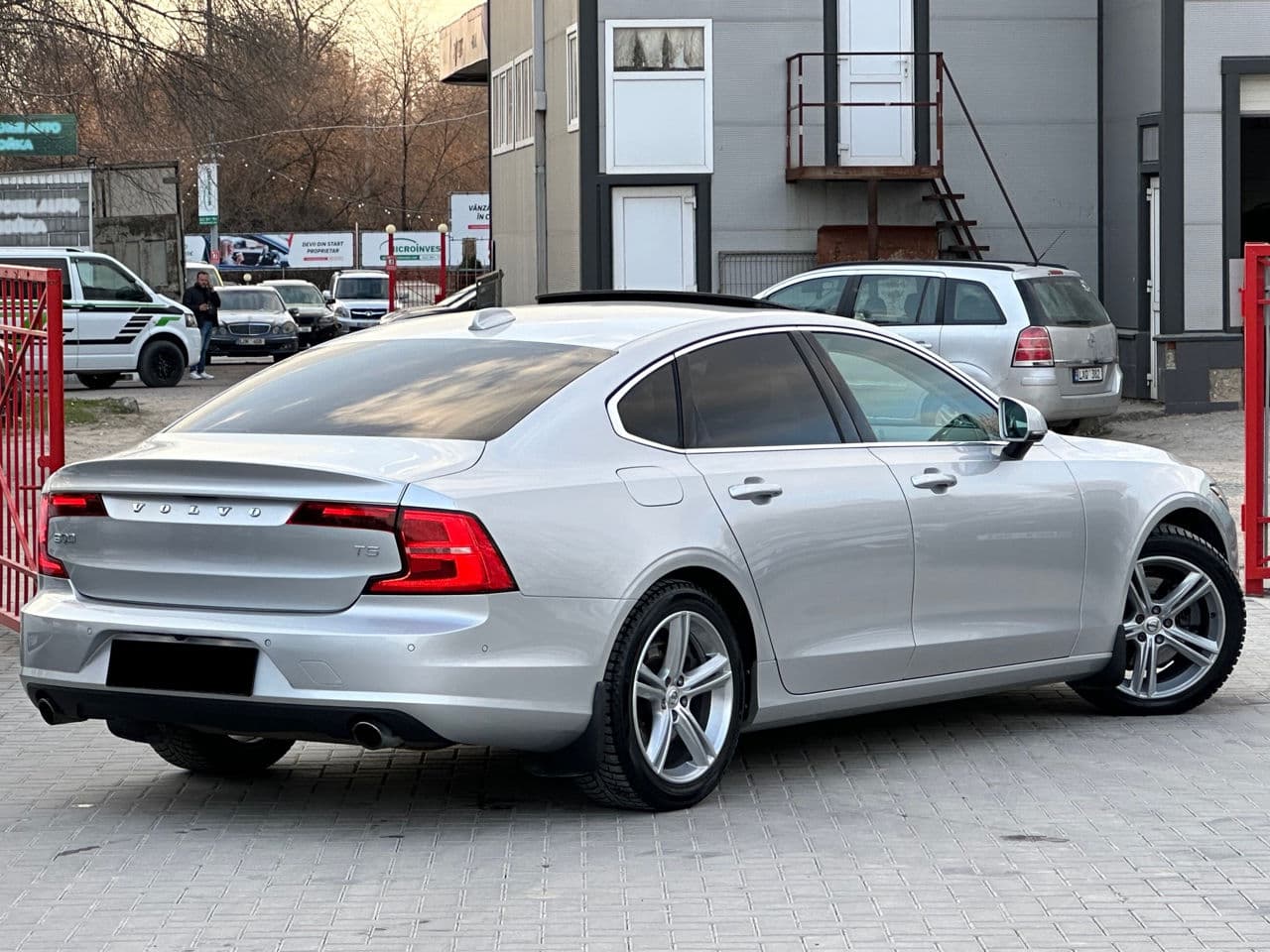 2016 Volvo S 90 — Miniatură 3