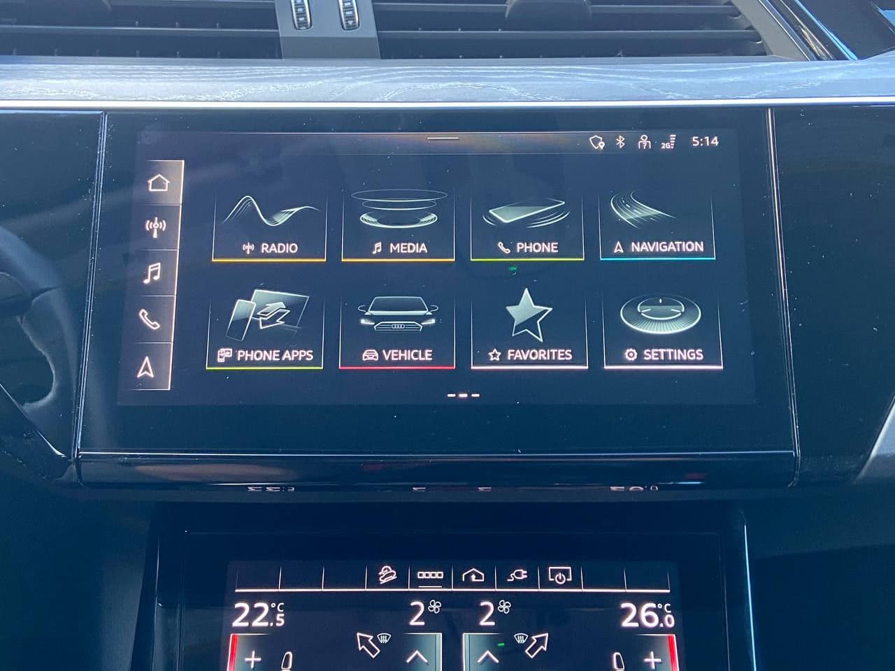 Audi E-tron 2022 — Миниатюра 15