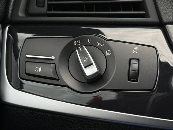BMW 518 2016 — Миниатюра 14
