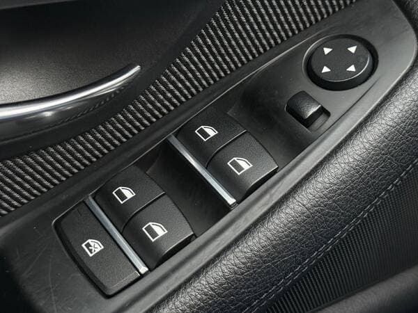 BMW 518 2016 — Миниатюра 13