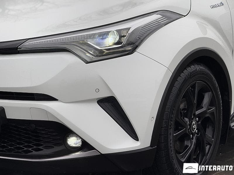 Toyota C-HR 2018 — Миниатюра 7