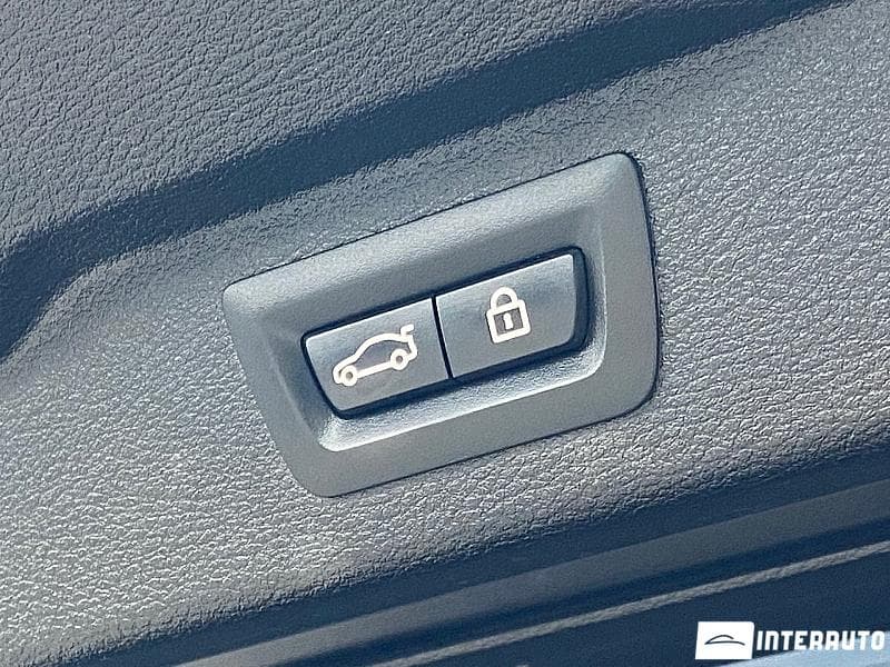 BMW X5 4.0e 2016 — Миниатюра 23