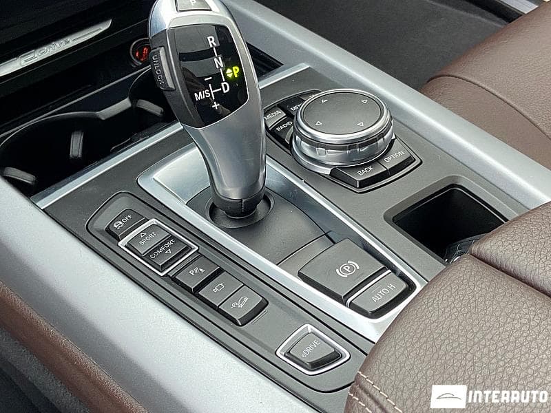 BMW X5 4.0e 2016 — Миниатюра 21