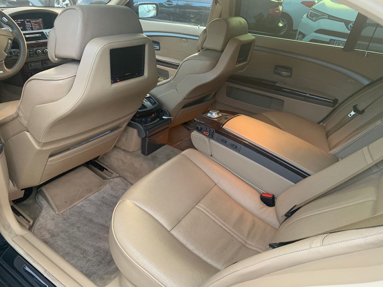 BMW 760 2004 — Миниатюра 14