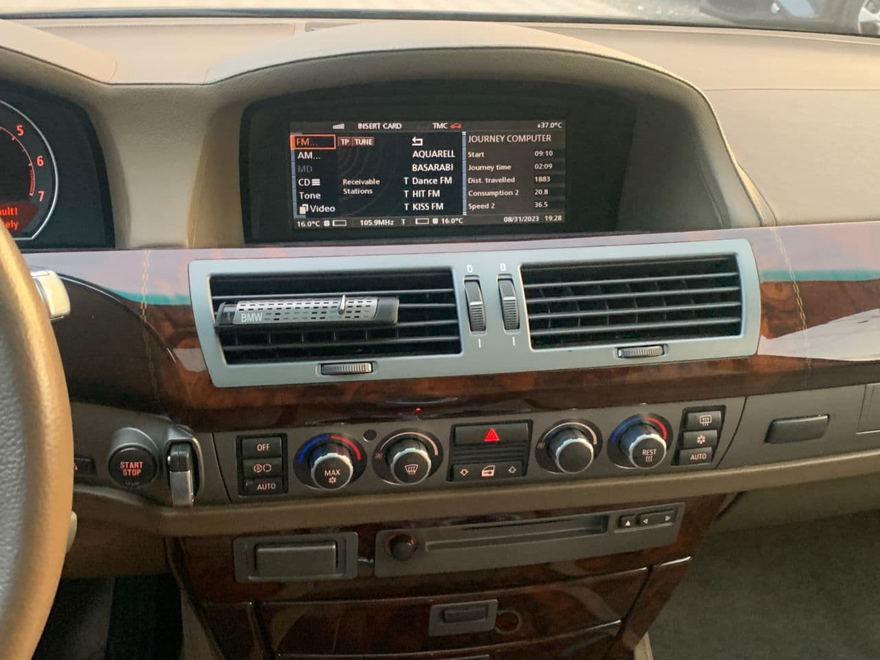 BMW 760 2004 — Миниатюра 11