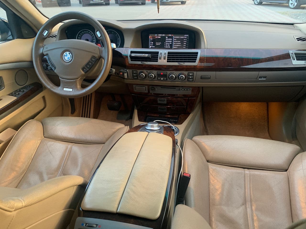BMW 760 2004 — Миниатюра 7