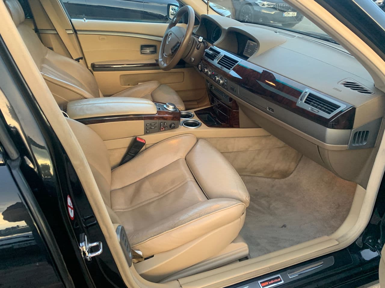BMW 760 2004 — Миниатюра 13