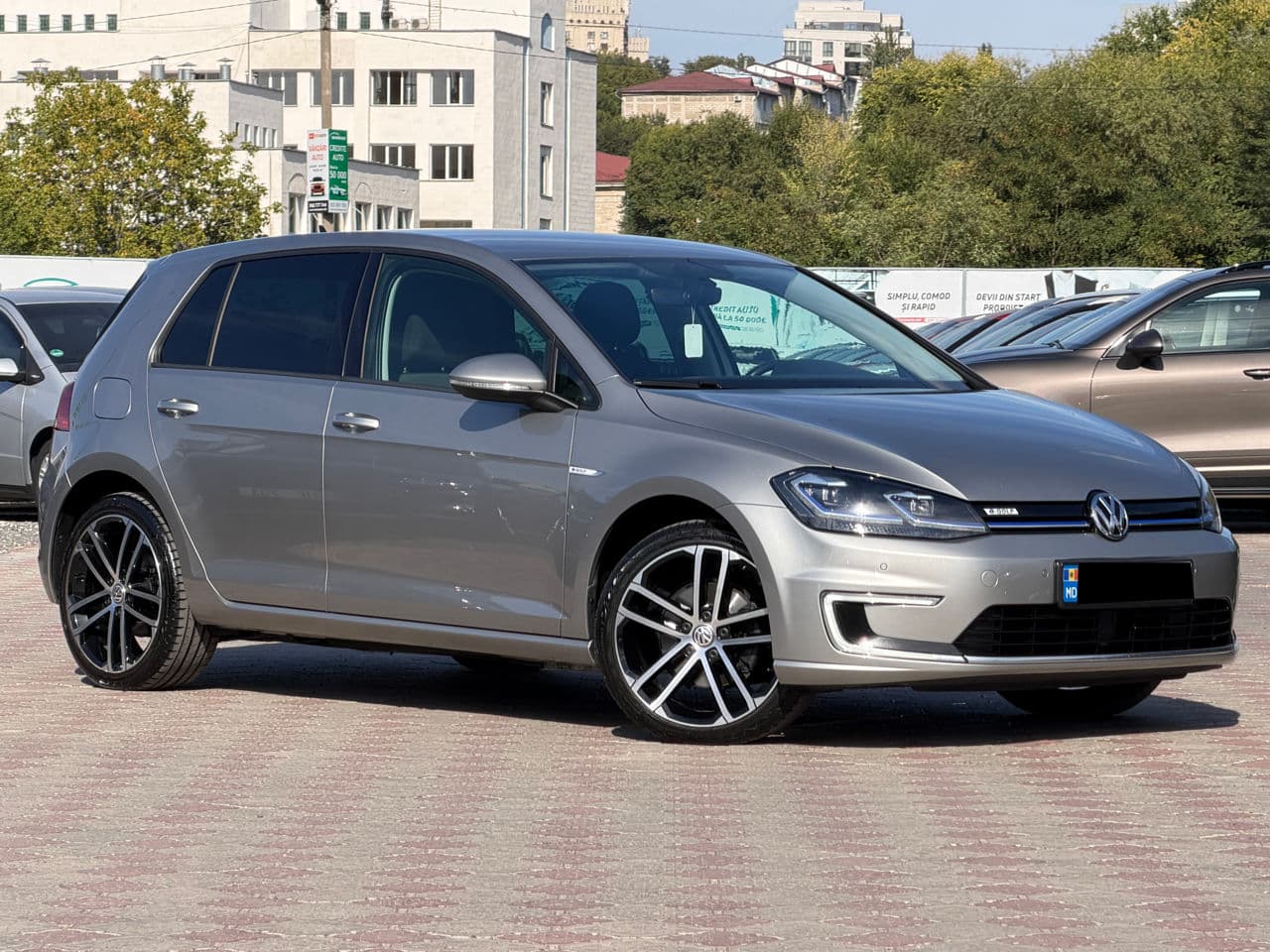 Volkswagen e-Golf 2018 — Миниатюра 4