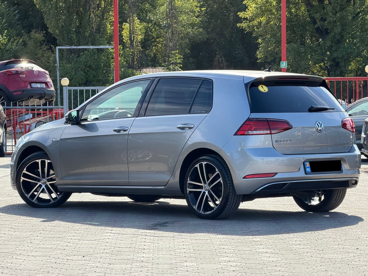 Volkswagen e-Golf 2018 — Миниатюра 2