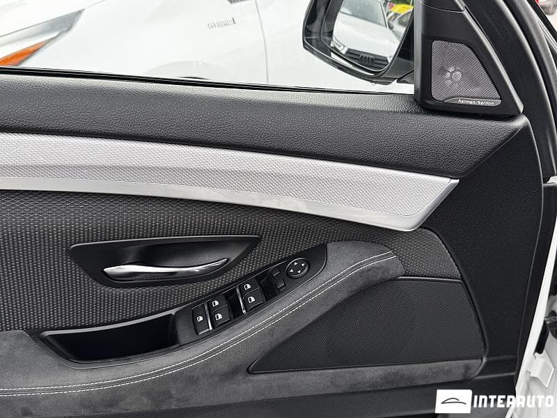 BMW 525 2014 — Миниатюра 15