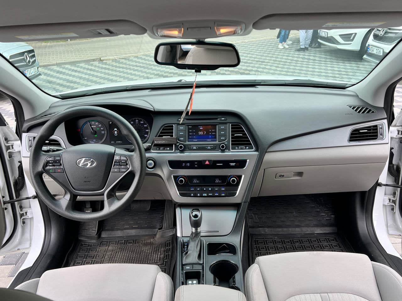 Hyundai Sonata 2016 — Миниатюра 7