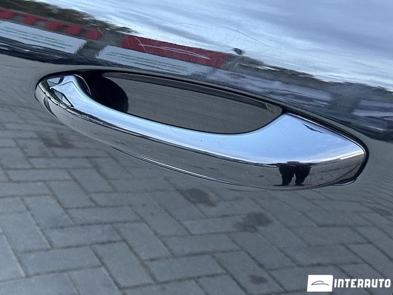 Porsche Macan 2018 — Миниатюра 18