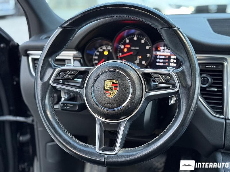 Porsche Macan 2018 — Миниатюра 7