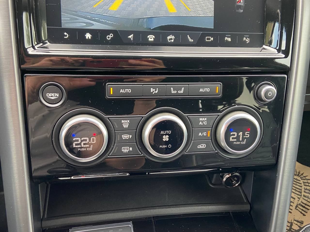 Land Rover Discovery 2019 — Миниатюра 13