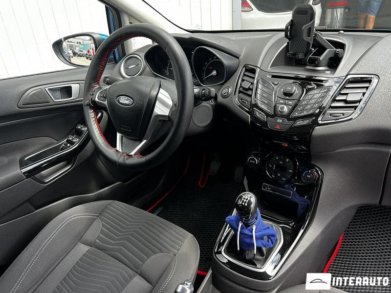 Ford Fiesta 2012 — Миниатюра 5