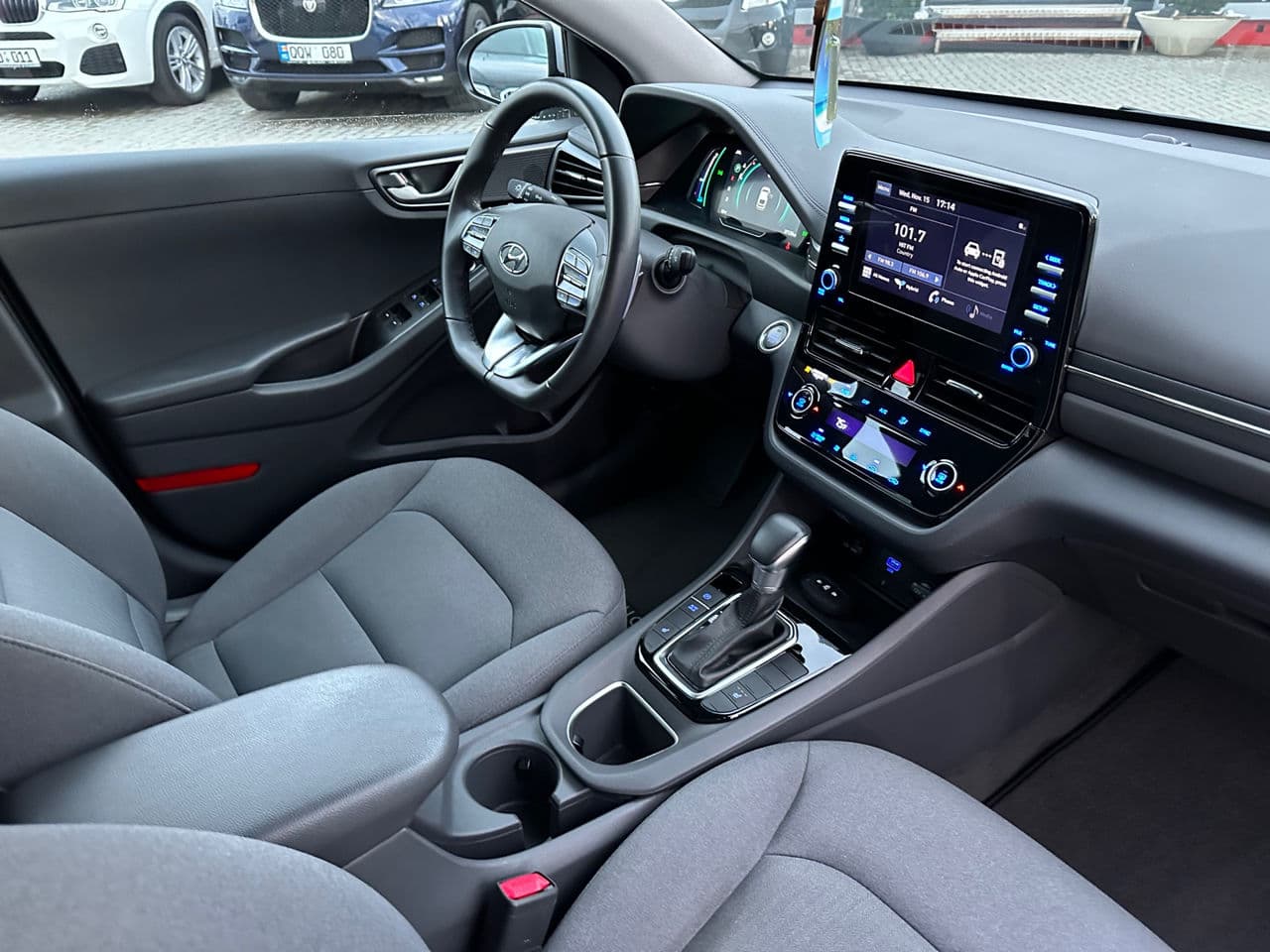 Hyundai Ioniq 2021 — Миниатюра 21