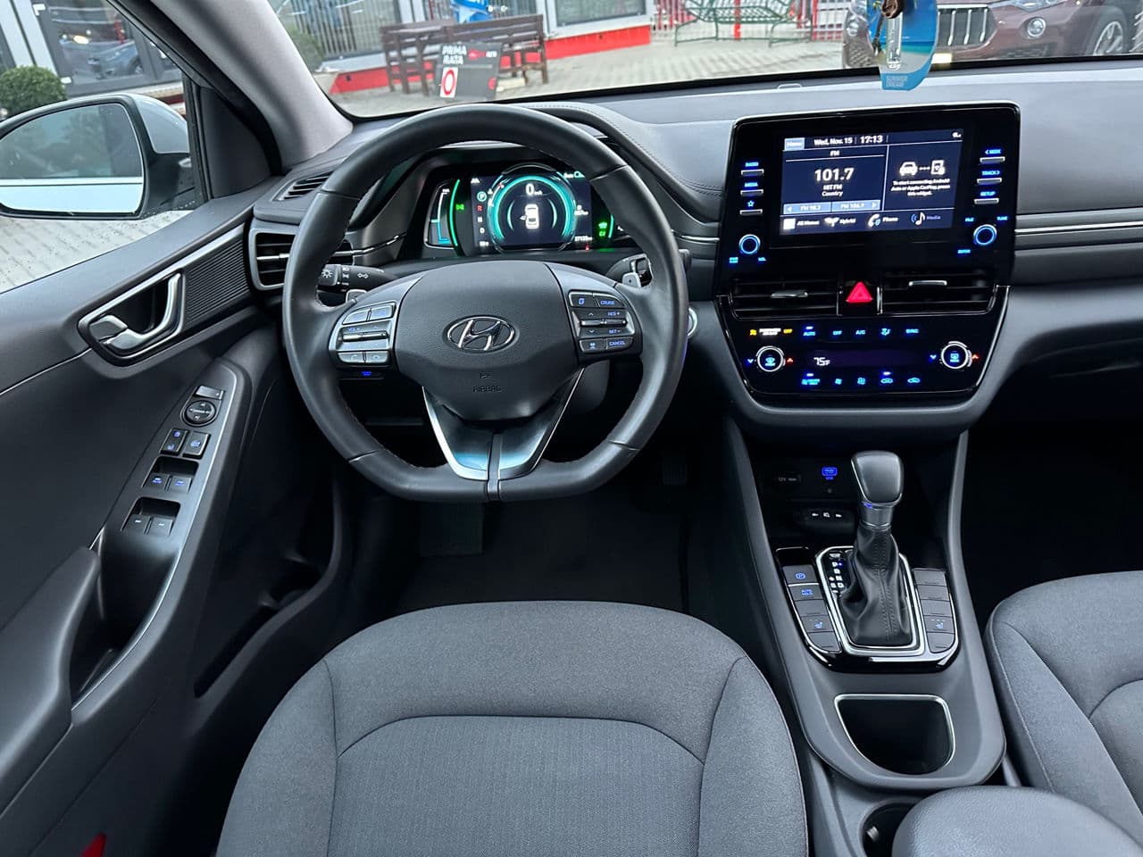 Hyundai Ioniq 2021 — Миниатюра 11