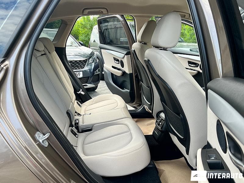 BMW 216d 2020 — Миниатюра 8