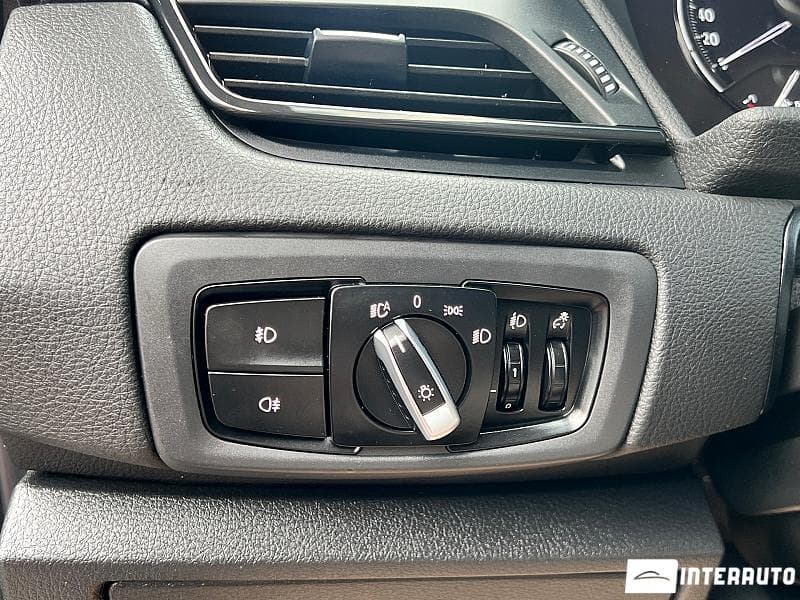 BMW 216d 2020 — Миниатюра 17