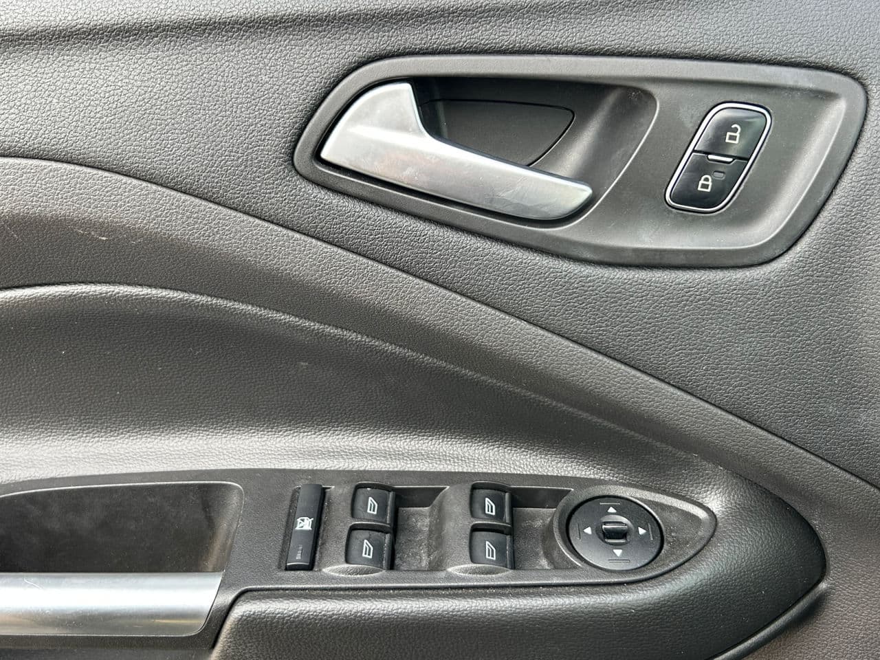 Ford Escape 2017 — Миниатюра 6