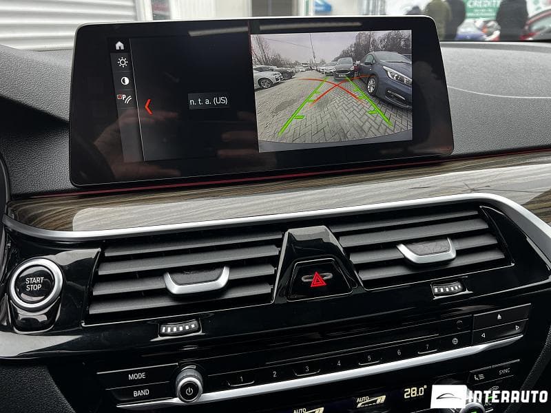 BMW 530e 2018 — Миниатюра 12