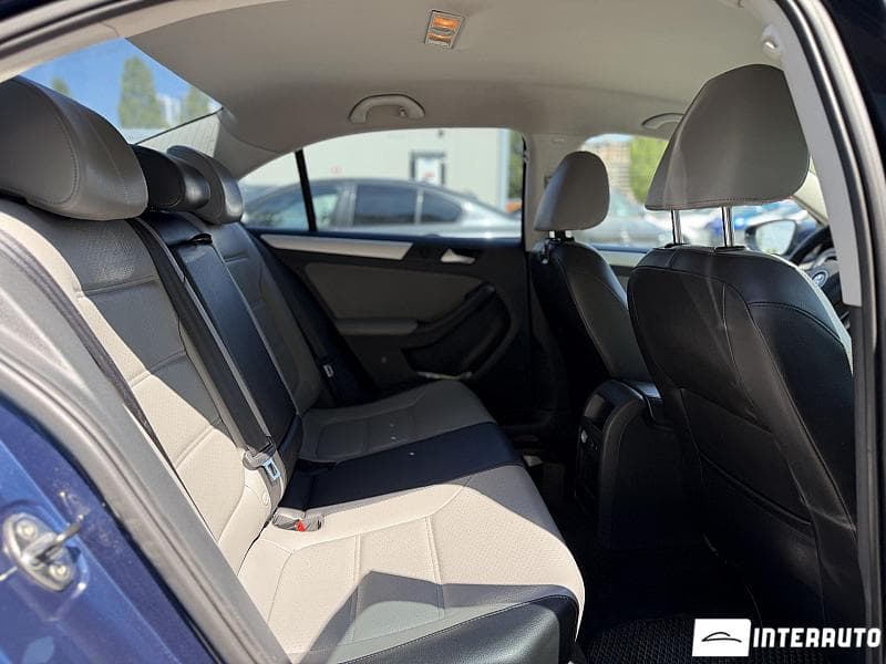 Volkswagen Jetta 2013 — Миниатюра 16