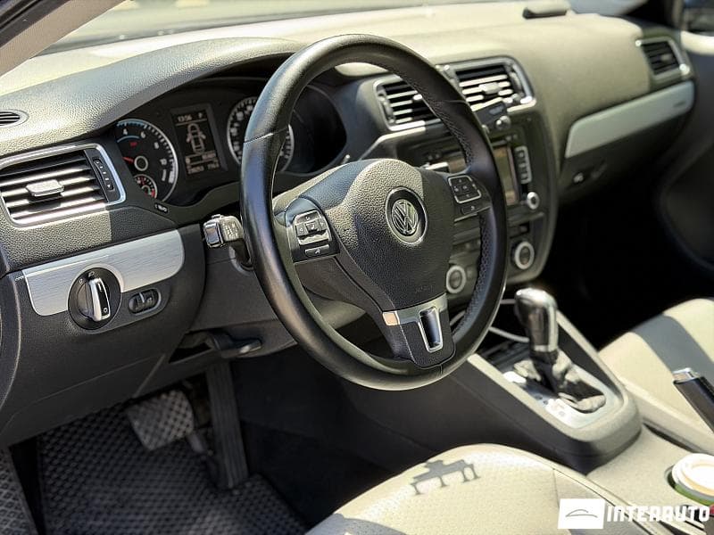 Volkswagen Jetta 2013 — Миниатюра 8