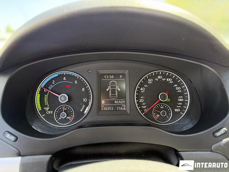 Volkswagen Jetta 2013 — Миниатюра 11