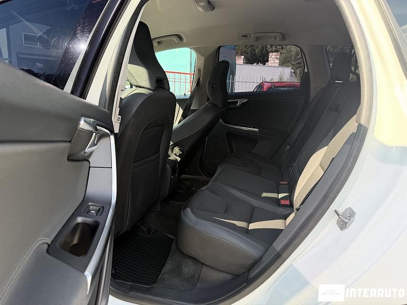 Volvo XC 60 2014 — Миниатюра 7