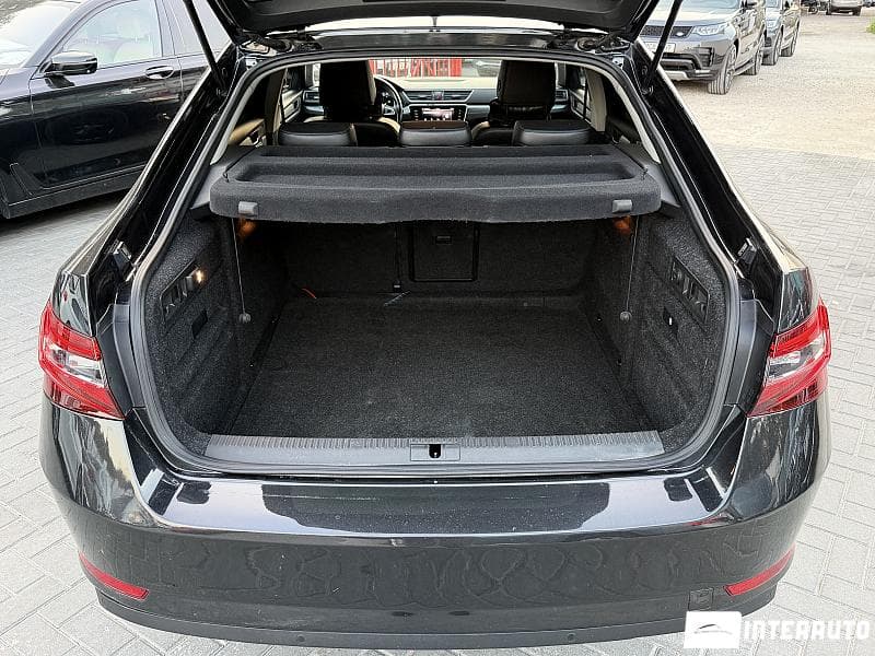 Skoda Superb 2018 — Миниатюра 17