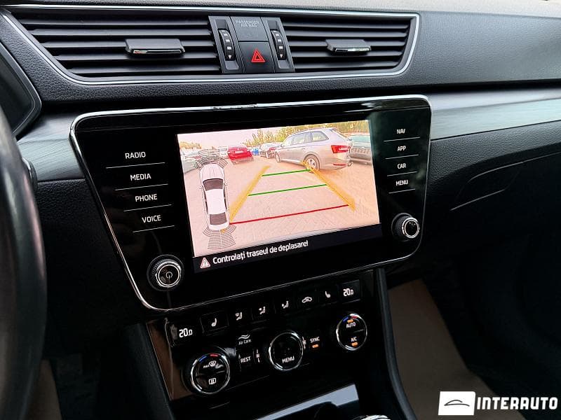 Skoda Superb 2018 — Миниатюра 10