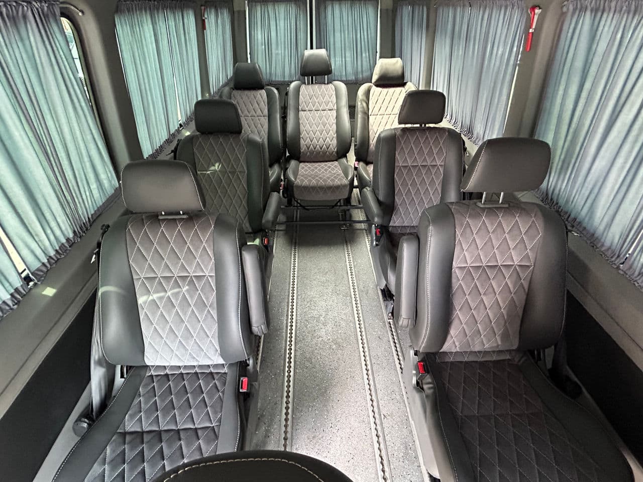 Volkswagen Crafter 2012 — Миниатюра 18