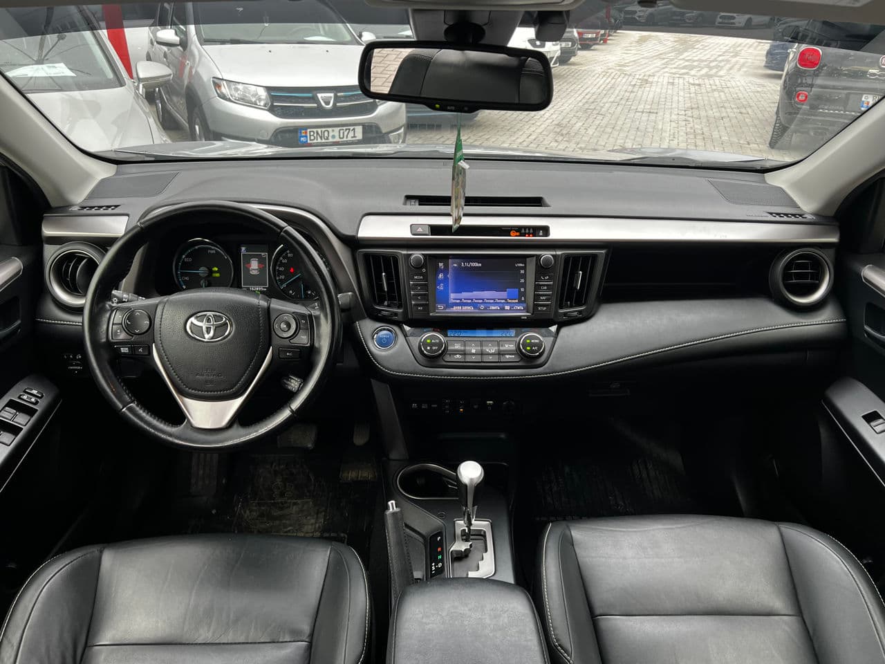 Toyota Rav-4 2017 — Миниатюра 7