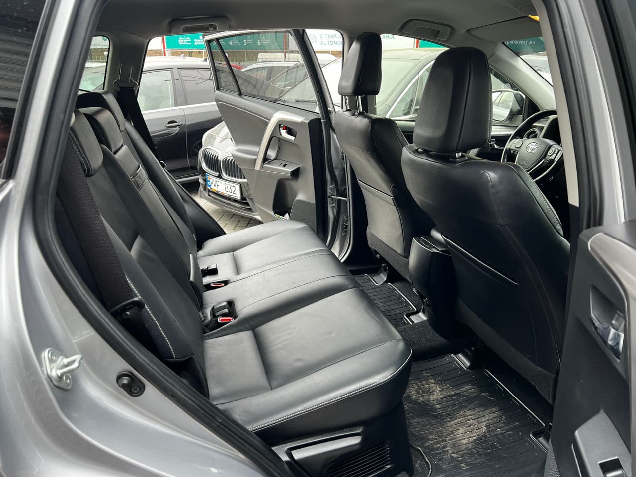 Toyota Rav-4 2017 — Миниатюра 17
