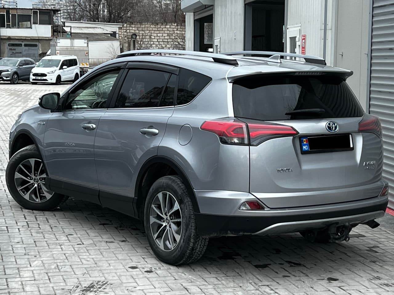 Toyota Rav-4 2017 — Миниатюра 3
