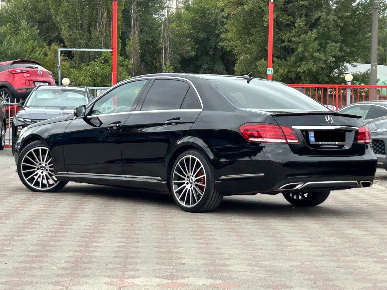 Mercedes E 200 2015 — Миниатюра 2