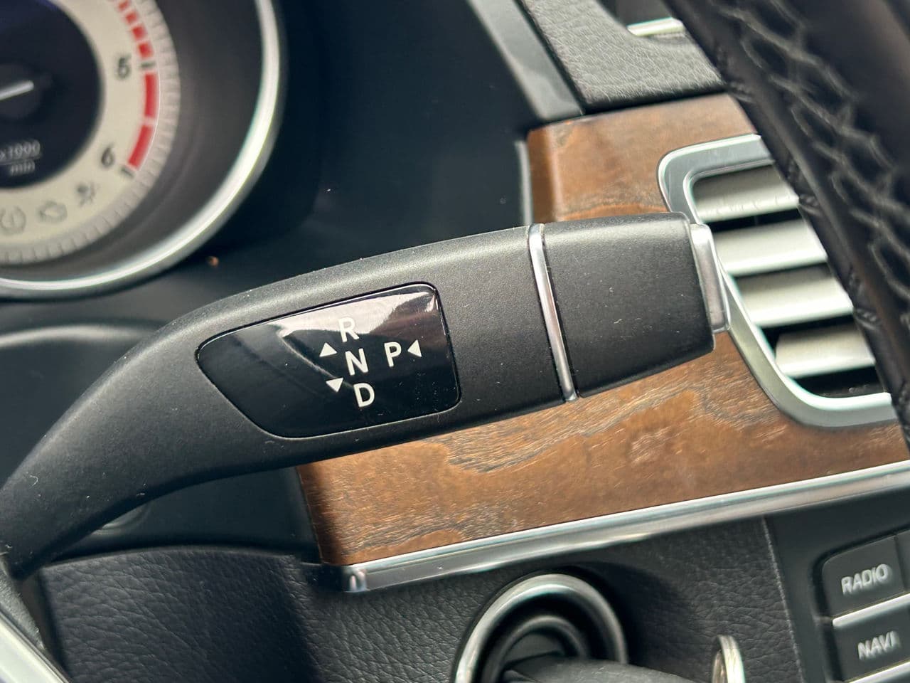 Mercedes E 200 2015 — Миниатюра 12