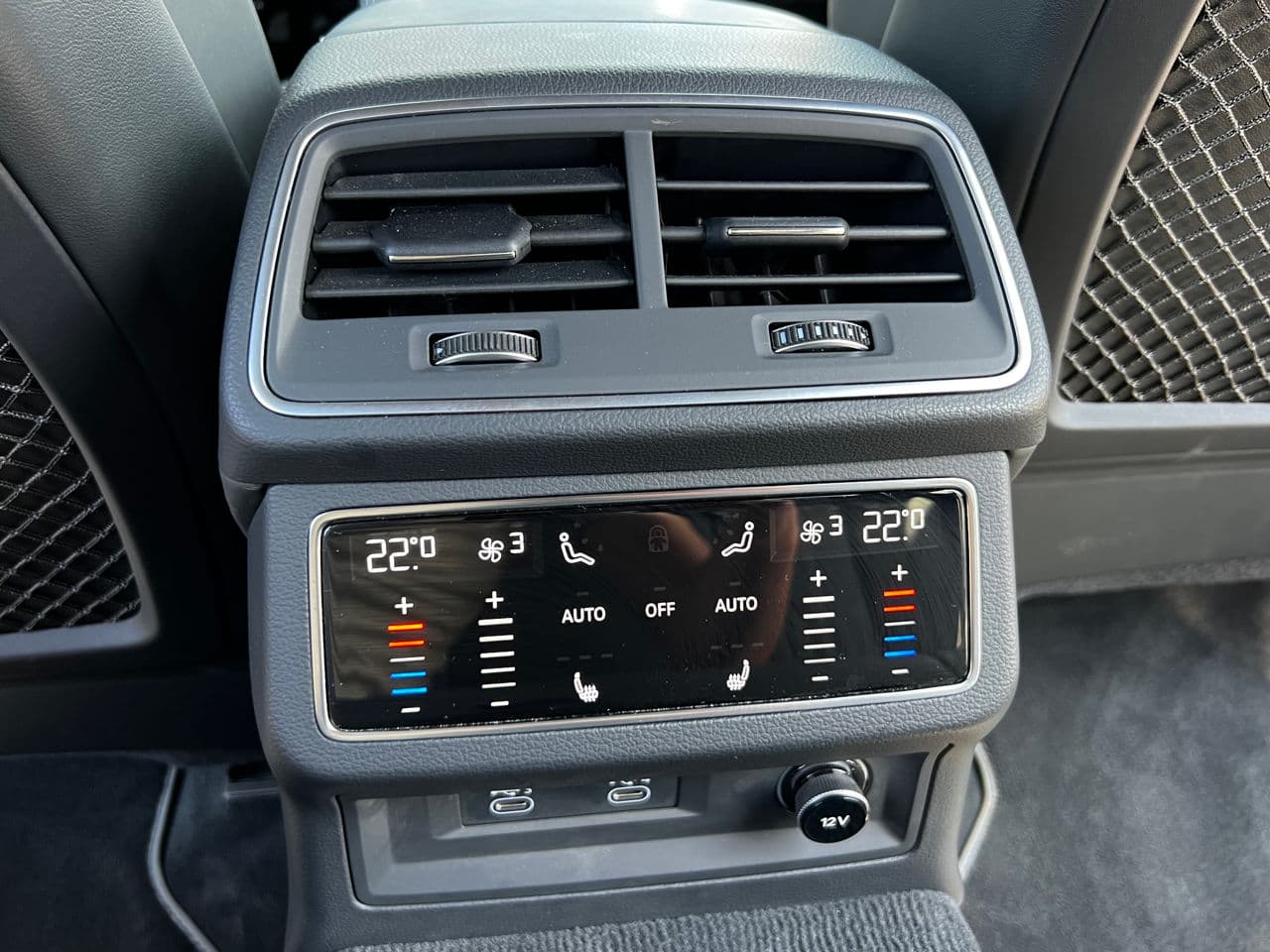 Audi A6 2021 — Миниатюра 12