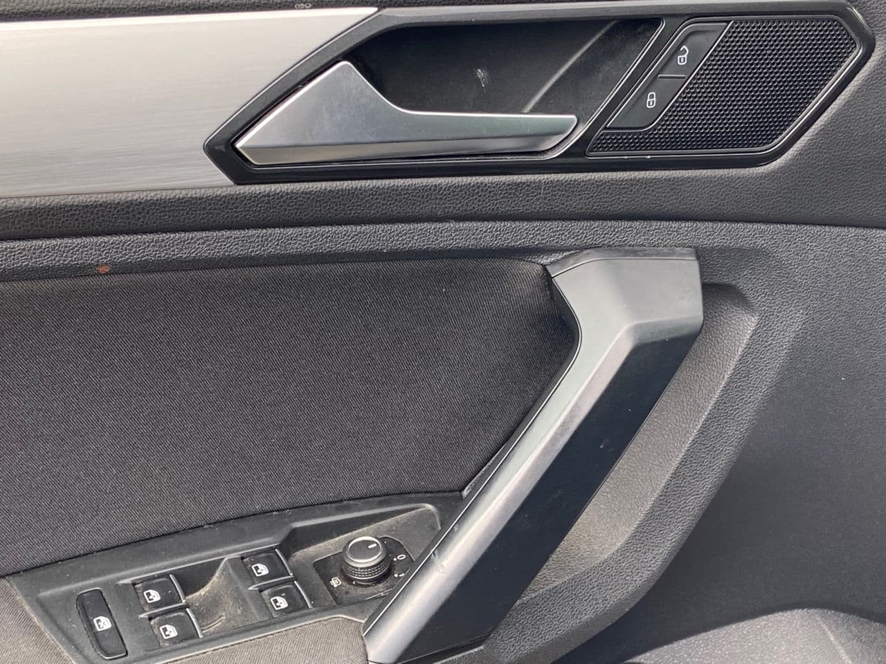 Volkswagen Tiguan 2017 — Миниатюра 7
