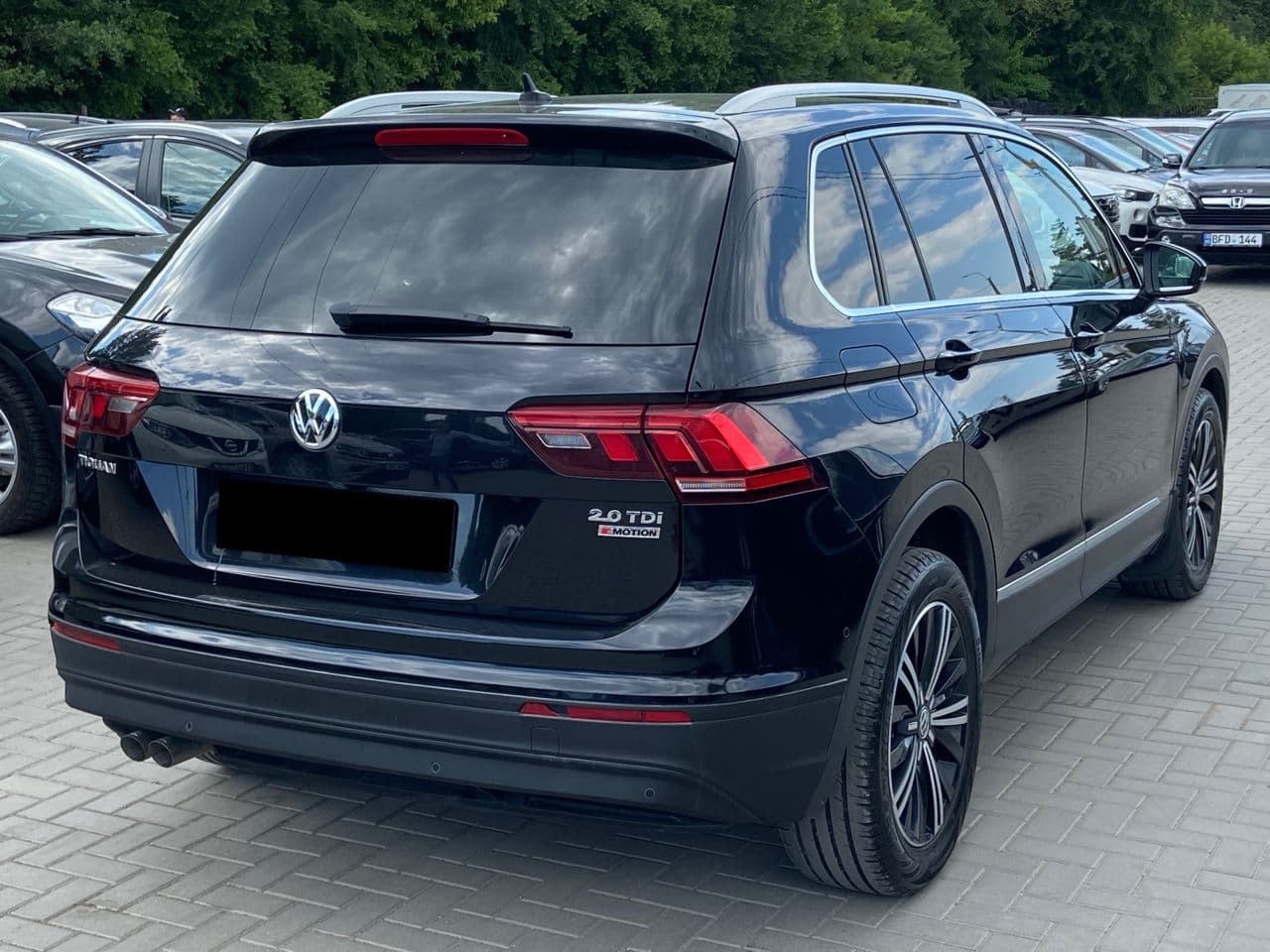 Volkswagen Tiguan 2017 — Миниатюра 2