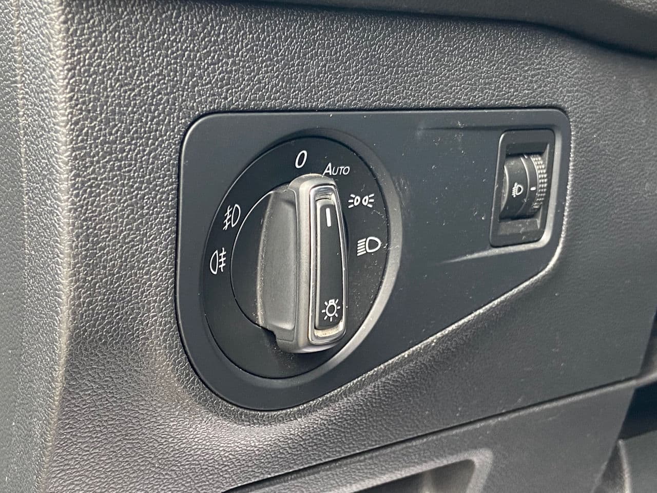 Volkswagen Tiguan 2017 — Миниатюра 8