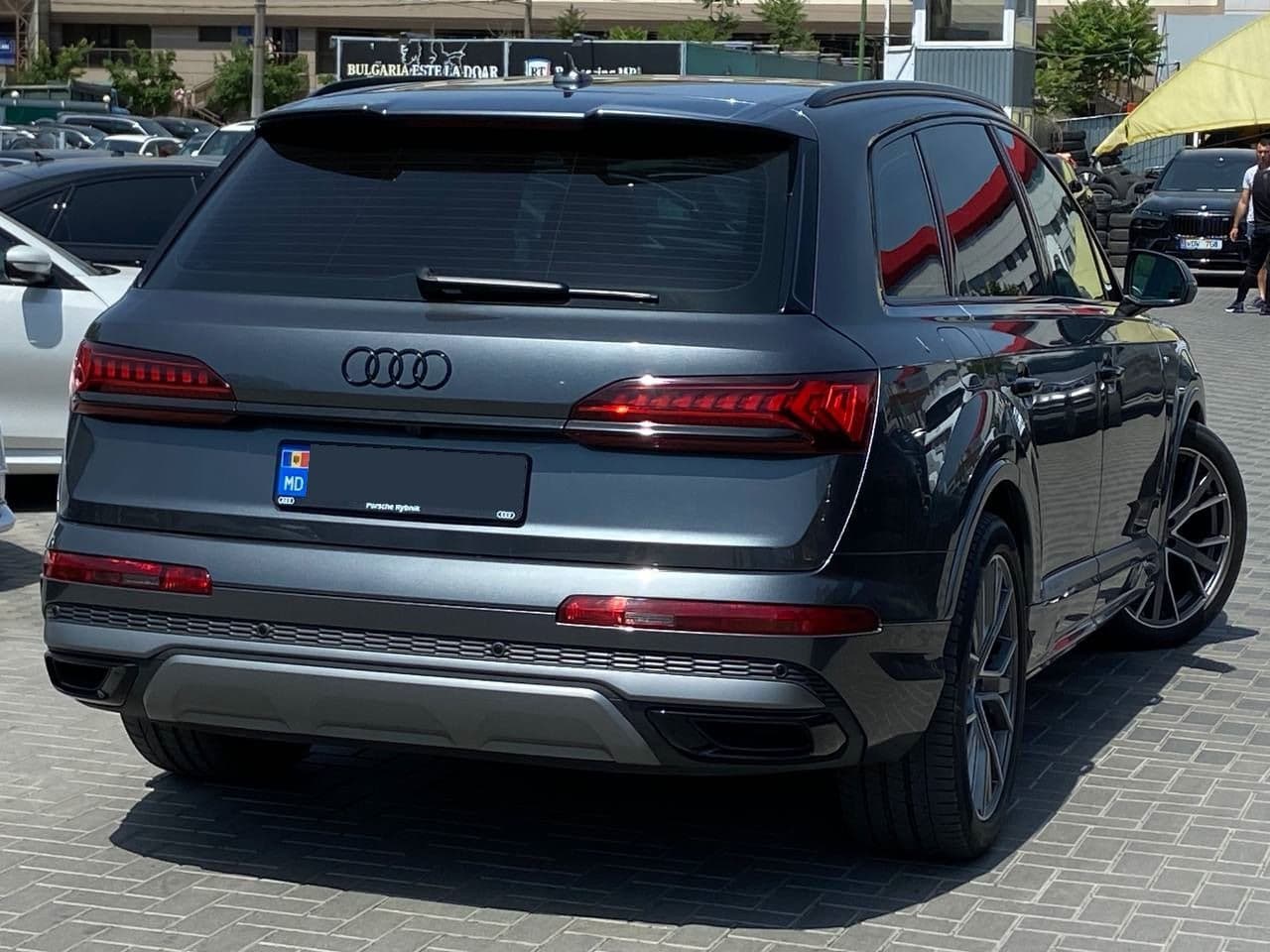 Audi Q7 2021 — Миниатюра 3