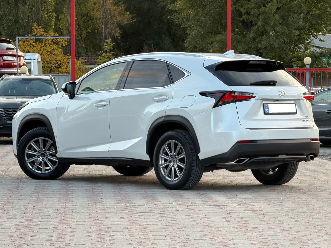 Lexus NX 200T 2017 — Миниатюра 4