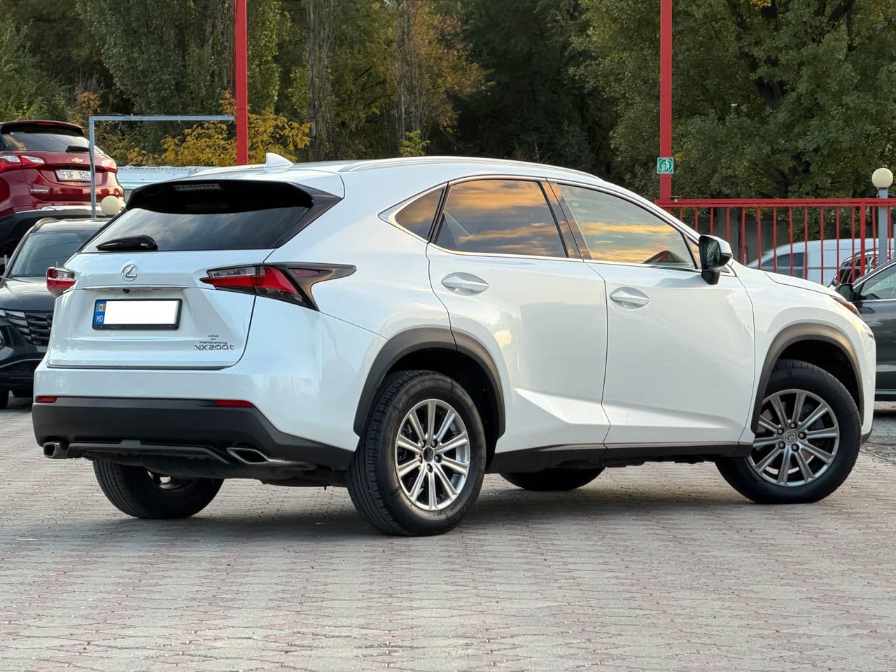 Lexus NX 200T 2017 — Миниатюра 3