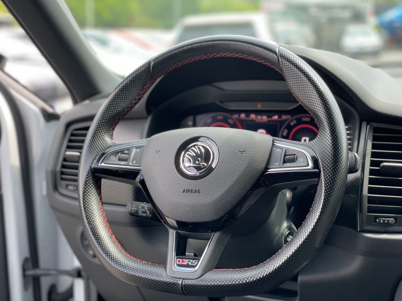 Skoda Kodiaq RS 2019 — Миниатюра 10
