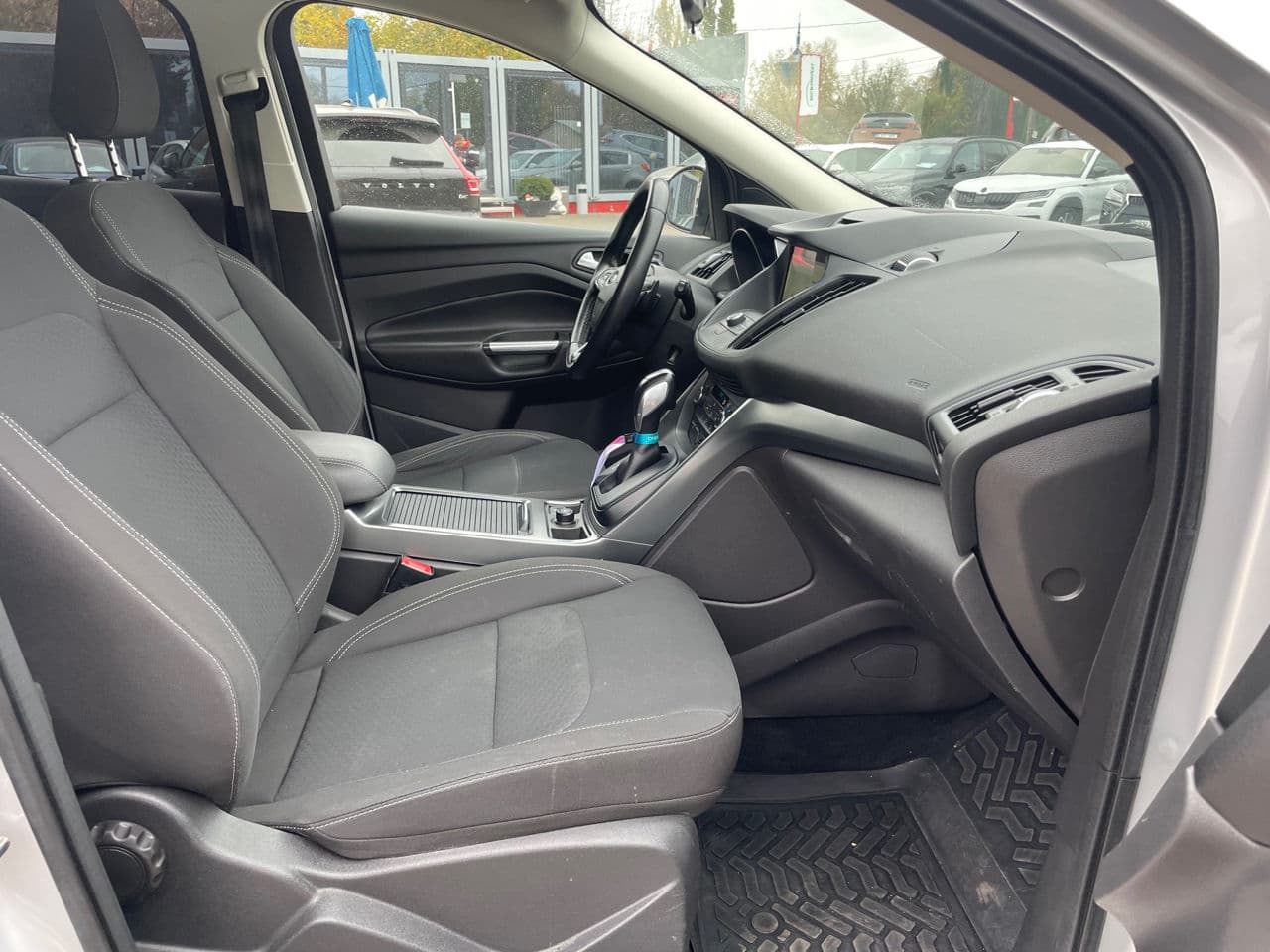Ford Kuga 2018 — Миниатюра 15
