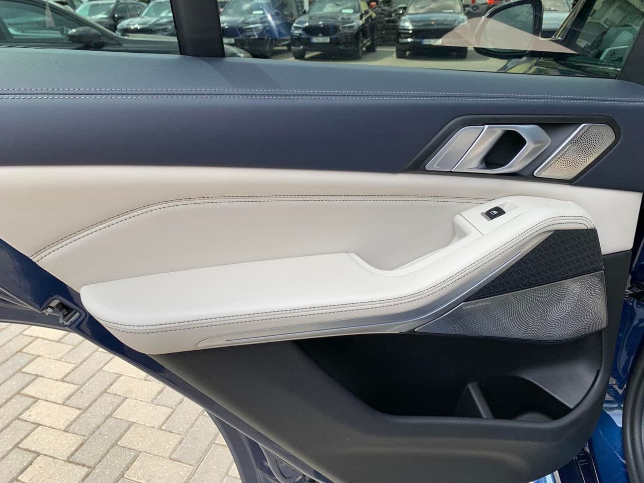 2020 BMW X5 M5.0D — Miniatură 23